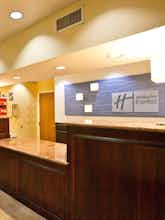 Hotel Holiday Inn Express Grover Beach photo 4