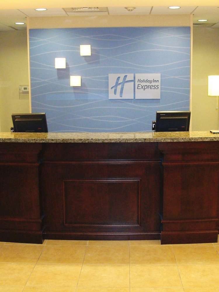 Hotel Holiday Inn Express Clovis Fresno photo 3