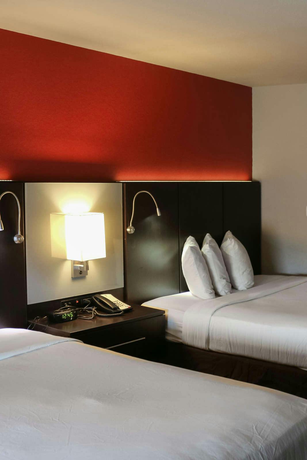 Hotel Astoria Hotel and Event Center photo 3