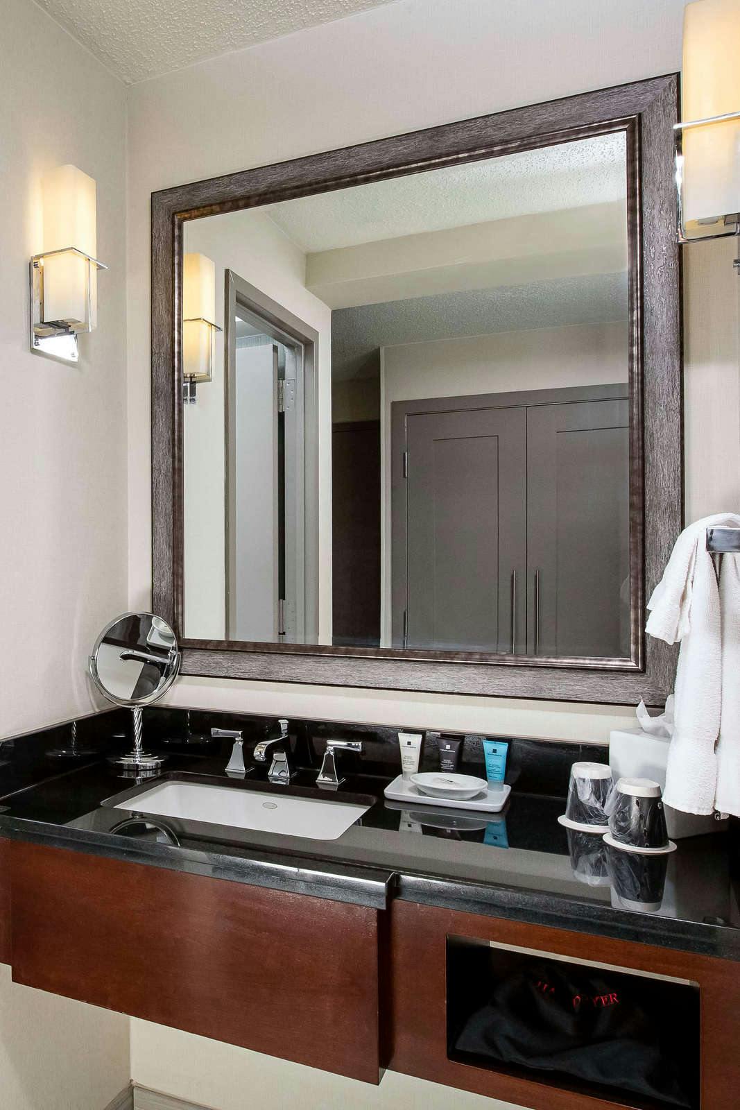 Hotel Crowne Plaza Atlanta - Midtown photo 5