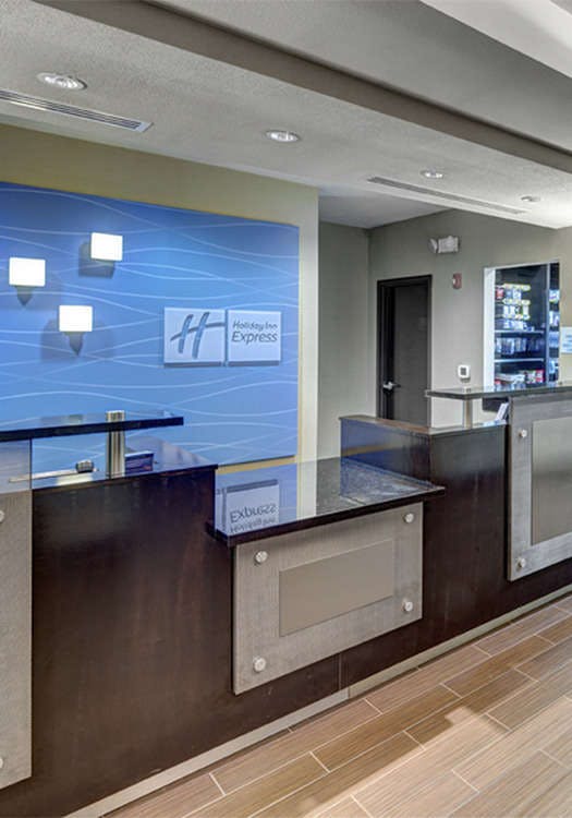 Hotel Holiday Inn Express Hotel & Suites Kansas City Medical Center photo 5