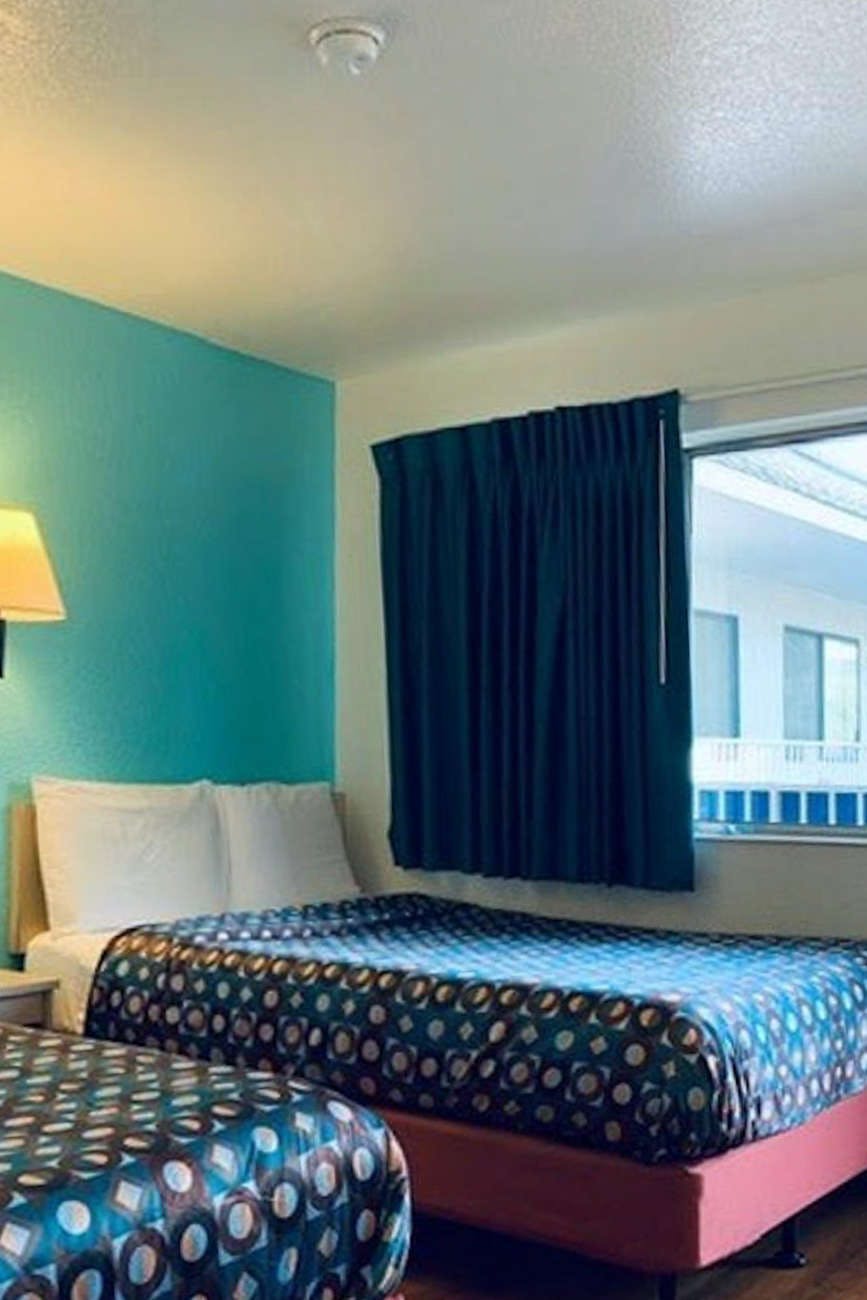 Hotel Vagabond Inn Sylmar photo 4