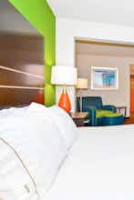 Hotel Holiday Inn Express Atlanta NE photo 2