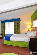 Hotel Holiday Inn Express Atlanta NE photo 1