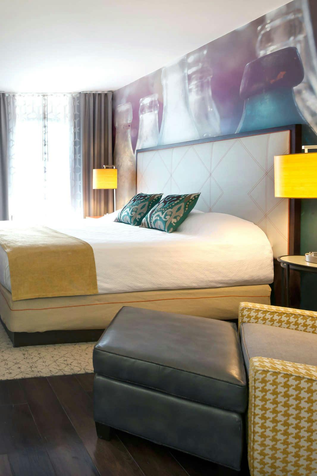 Hotel Hotel Indigo Savannah Historic District photo 1