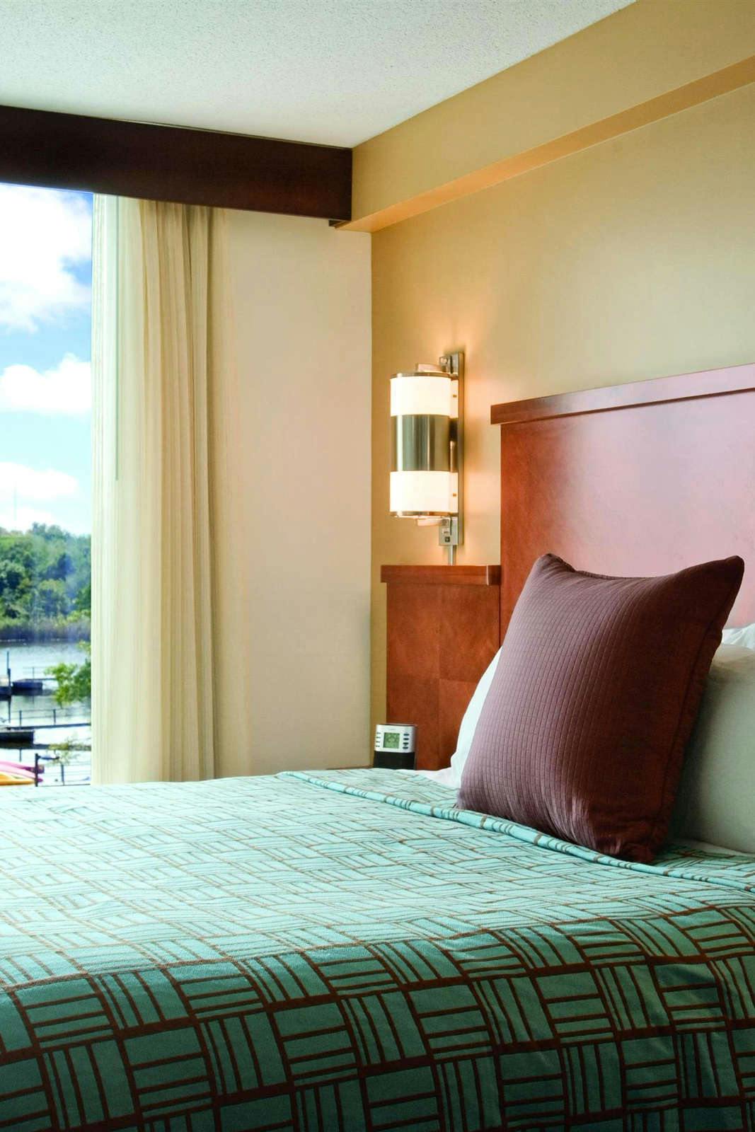 Hotel Hyatt Place Long Island East End photo 2