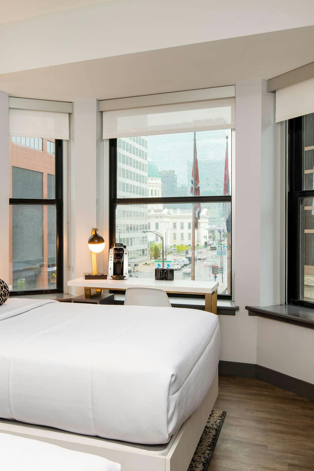 Hotel Hotel Indigo St. Louis Downtown photo 3