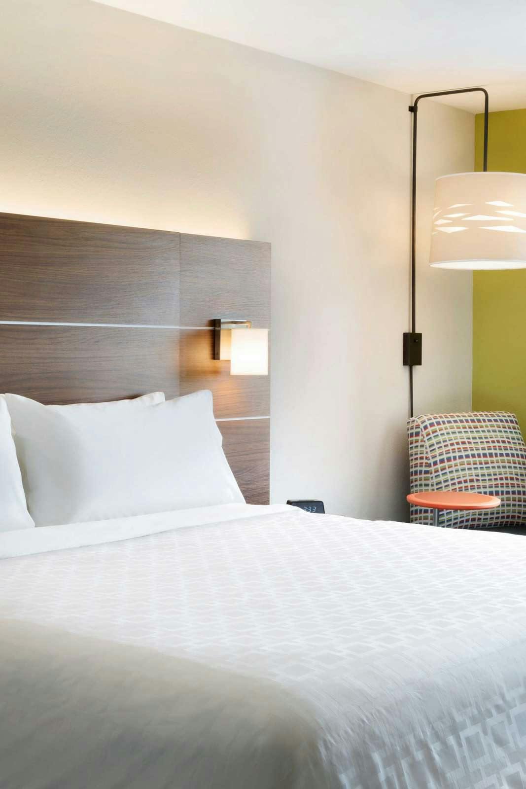 Hotel Holiday Inn Express & Suites Middletown Goshen photo 1