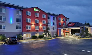 Holiday Inn Express And Suites Lincoln City