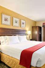 Hotel Holiday Inn Express Hotel & Suites Escondido photo 1
