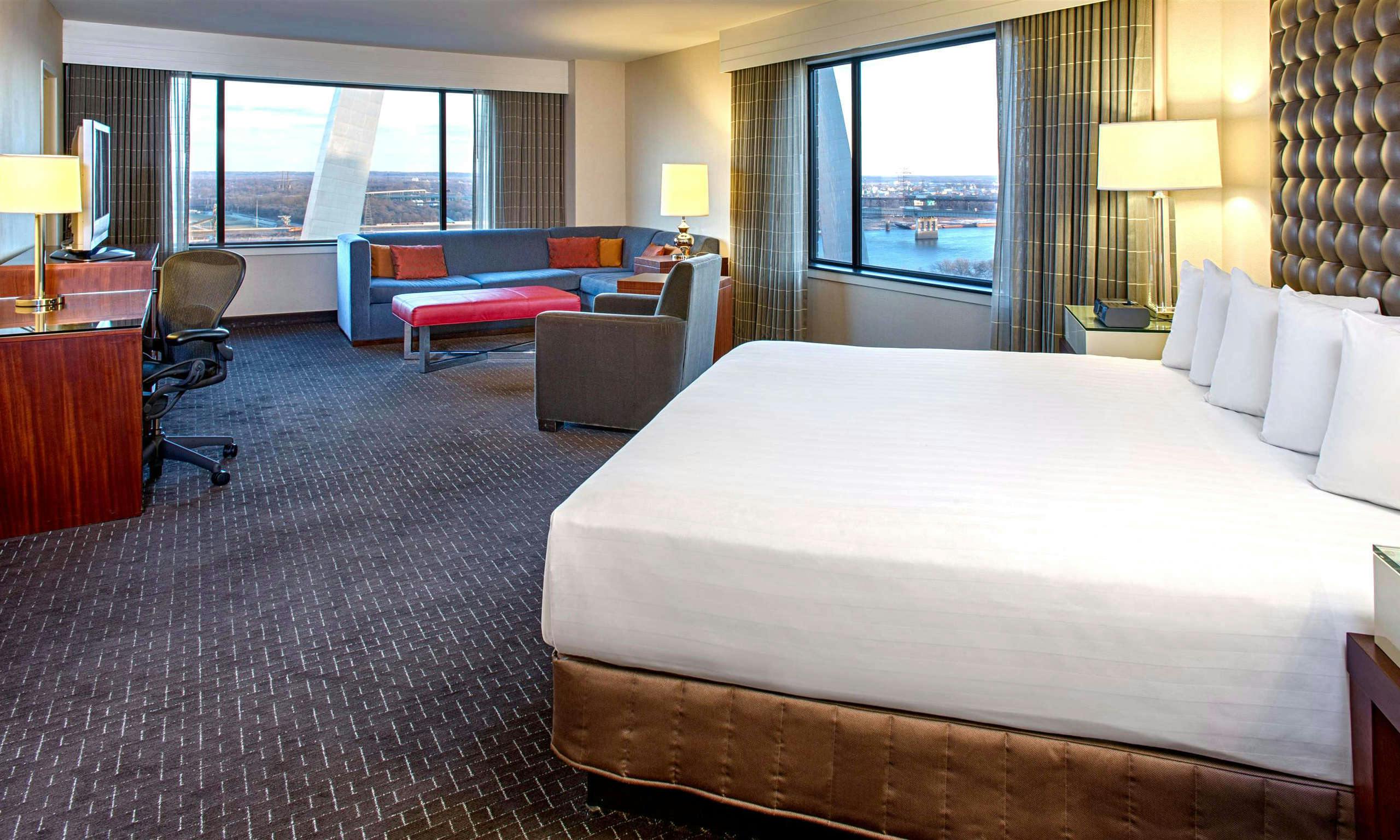 Hotel Hyatt Regency St. Louis at The Arch photo 2