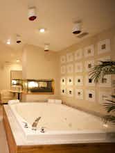 Hotel Sybaris Suites Frankfort photo 2