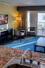 Hotel Sailport Waterfront Suites photo 2