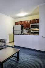 Hotel Sailport Waterfront Suites photo 5