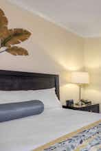 Hotel Sailport Waterfront Suites photo 1