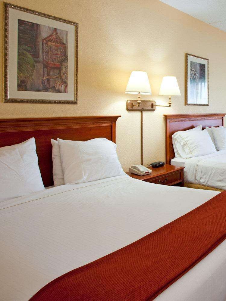 Hotel Holiday Inn Express Hotel & Suites Orange City photo 2