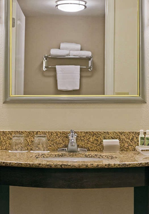 Hotel Homewood Suites by Hilton Manchester/Airport photo 4