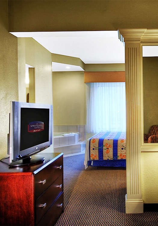 Hotel SpringHill Suites Milford photo 5