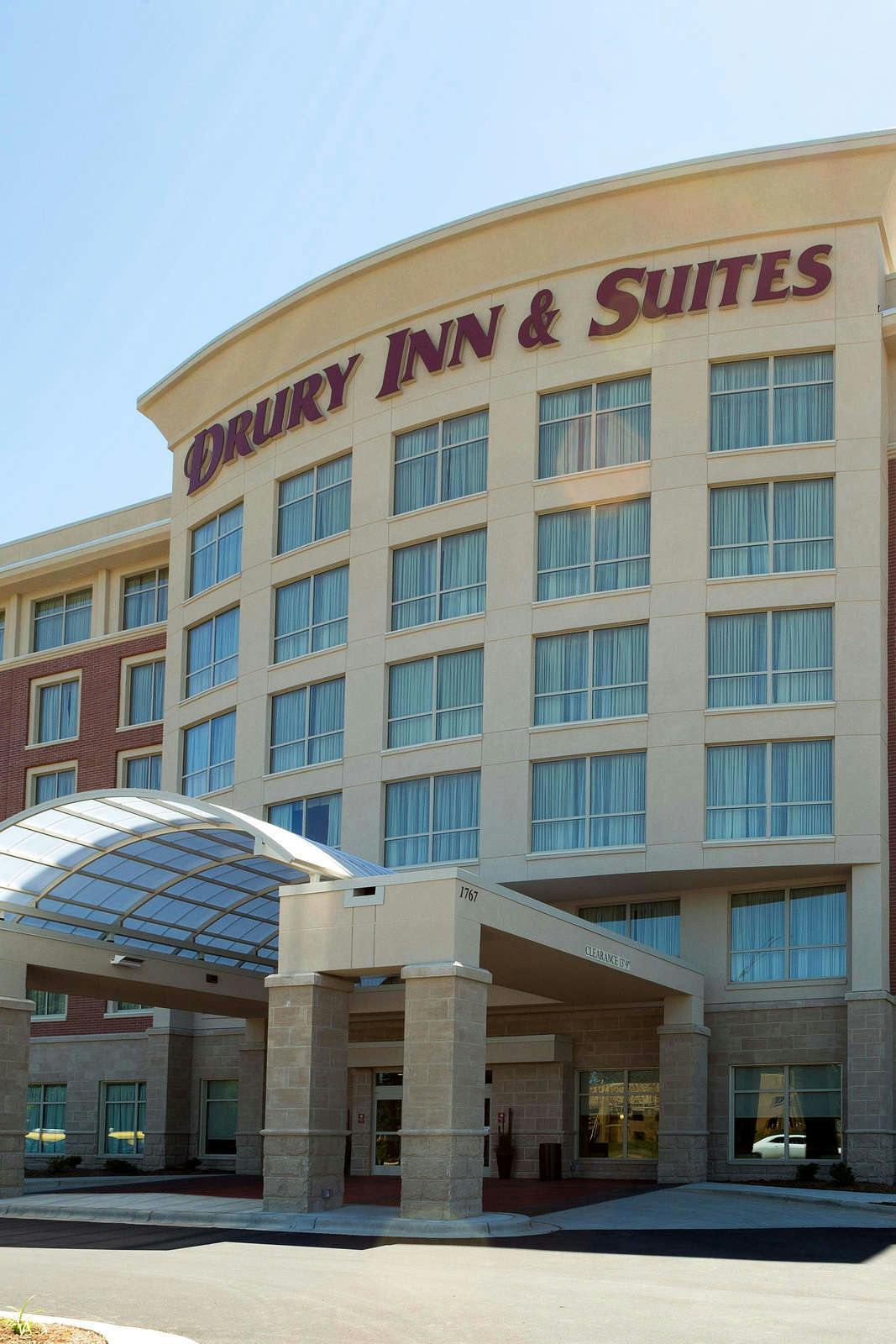 Drury Inn and Suites Burlington