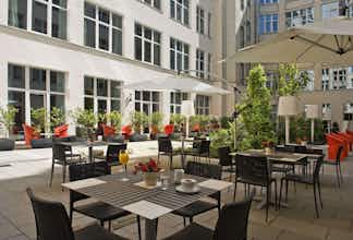 Hotel Adina Apartment Hotel Berlin Checkpoint Charlie photo 2