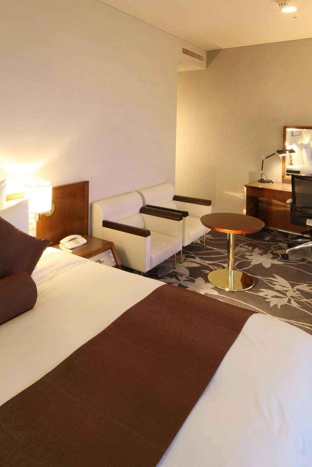 Hotel ANA Crowne Plaza Niigata photo 2