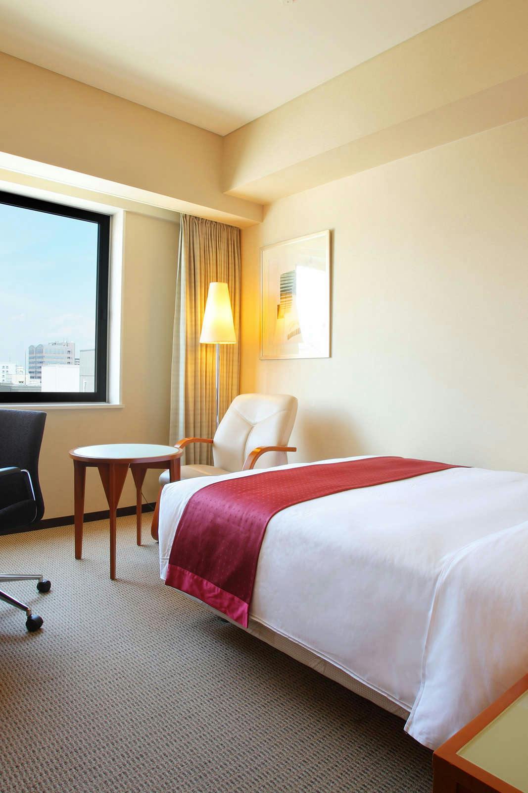 Hotel Holiday Inn Ana Sendai photo 4