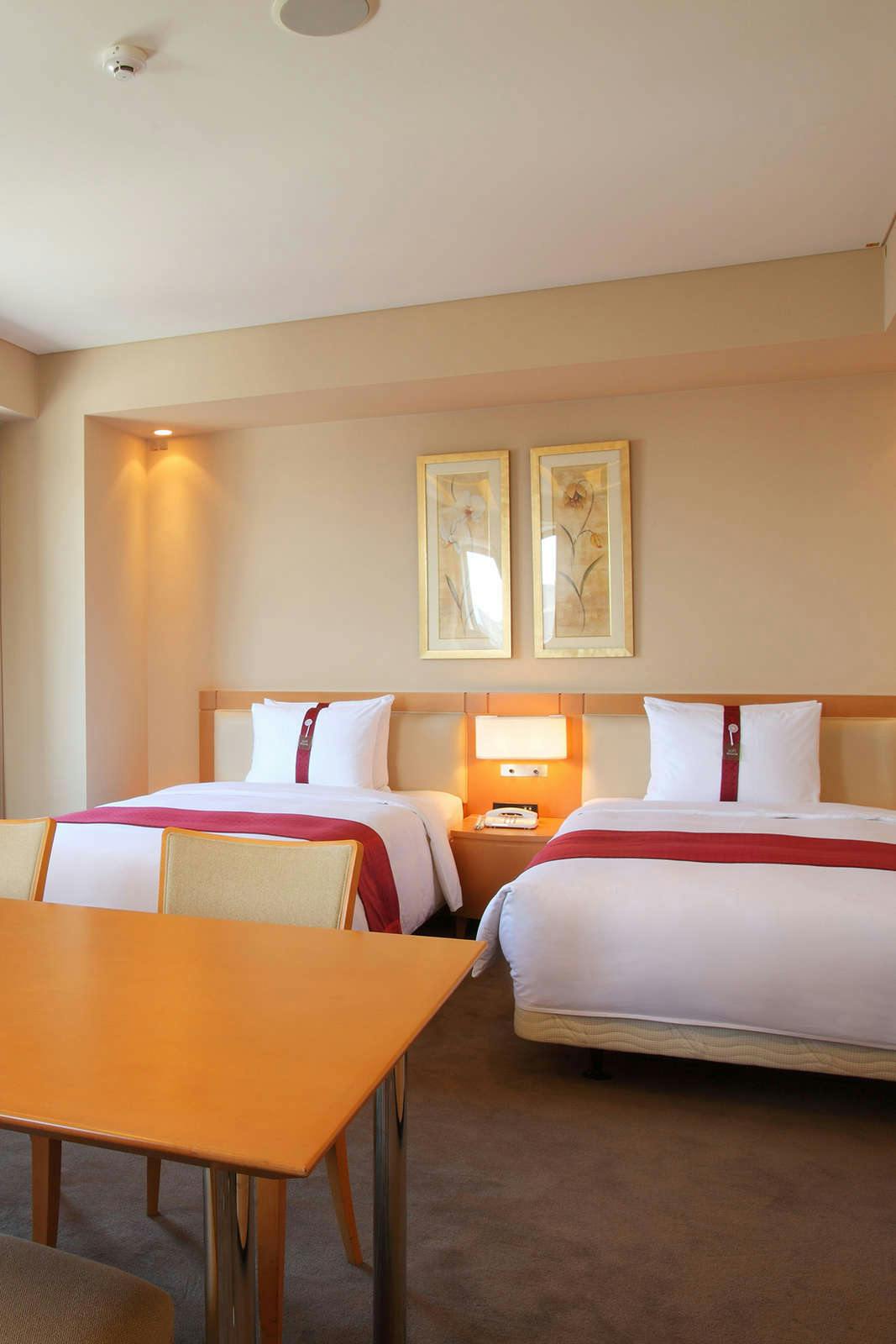 Hotel Holiday Inn Ana Sendai photo 5