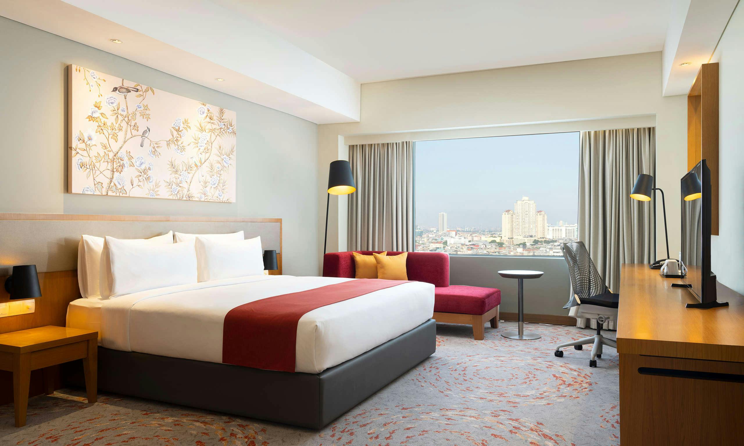 Holiday Inn & Suites Jakarta Gajah Mada