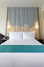 Hotel Holiday Inn Express Bangkok Sukhumvit 11 photo 3