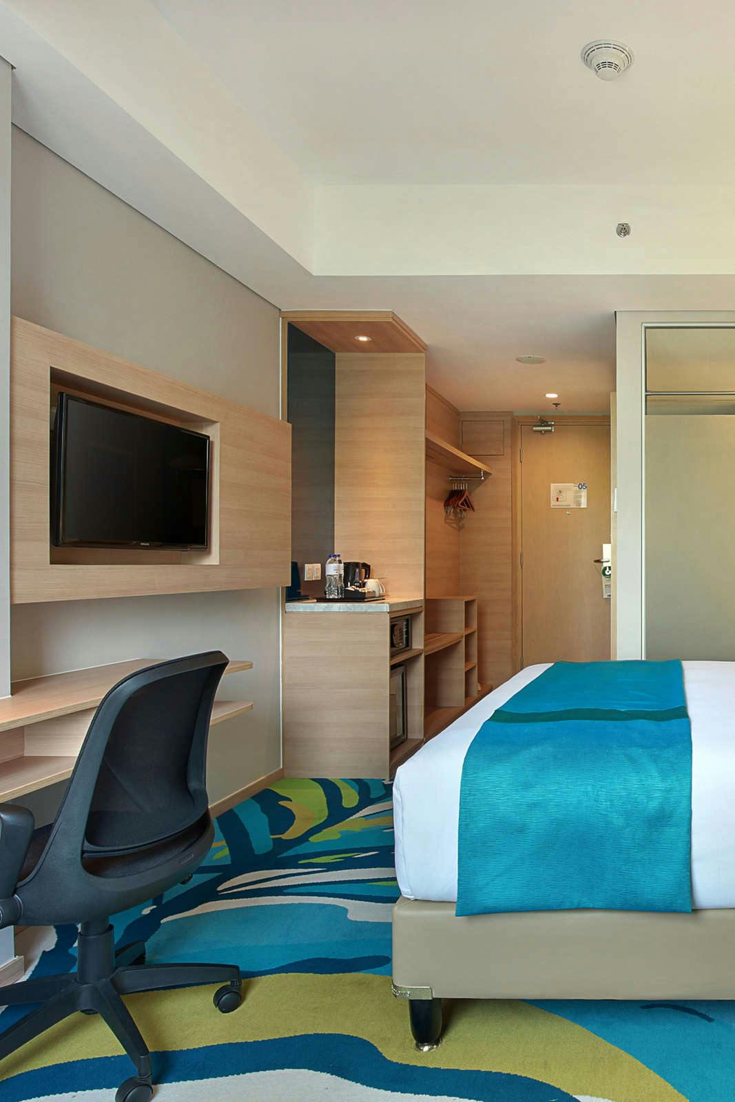 Hotel Holiday Inn Express Jakarta Wahid Hasyim photo 4