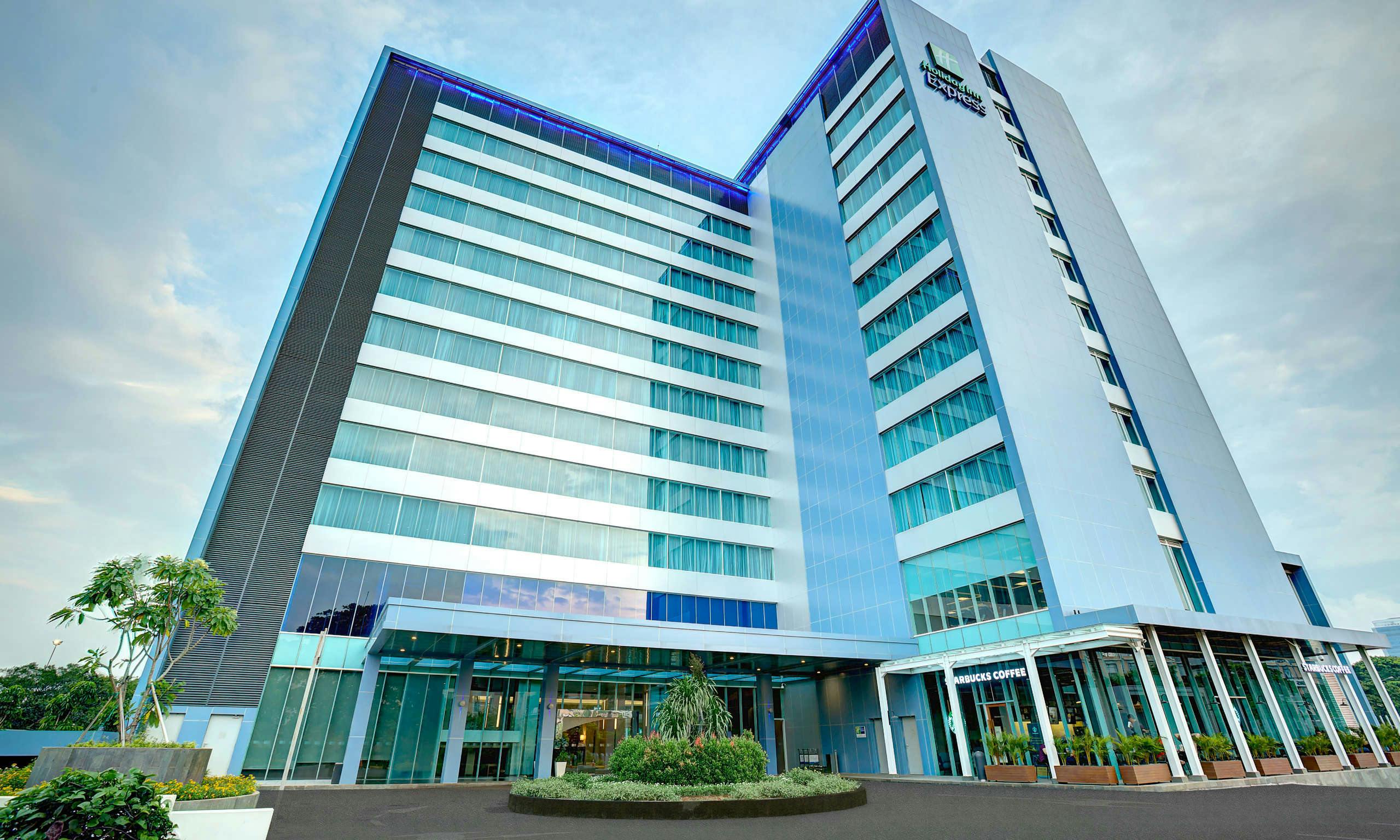 Holiday Inn Express Jakarta International Expo