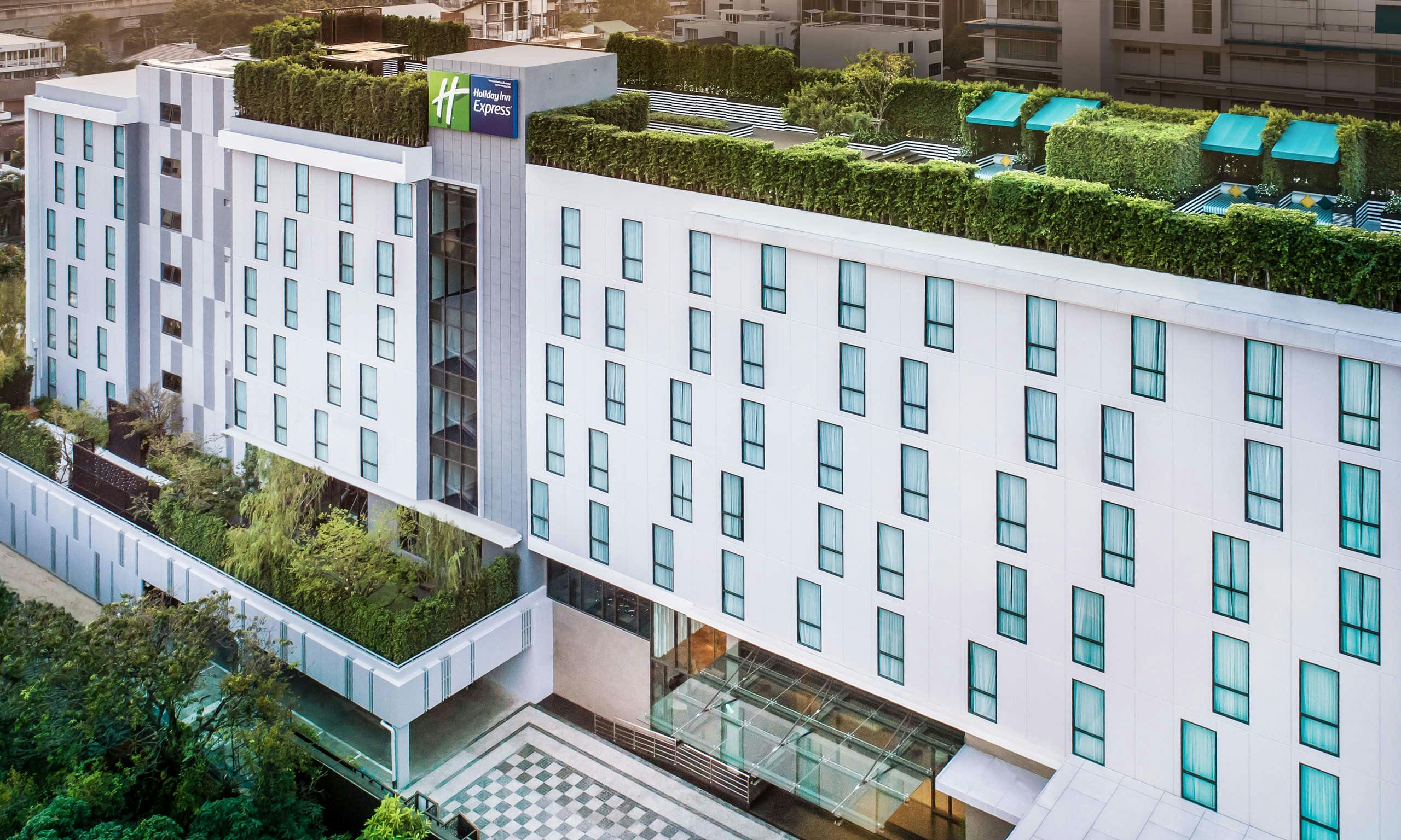 Holiday Inn Express Bangkok Soi Soonvijai