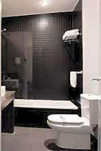 Hotel Hotel Banys Orientals photo 5