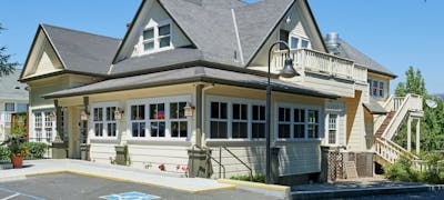 Geyserville Inn