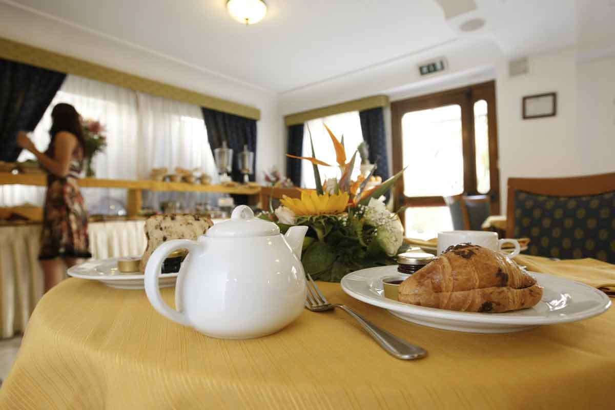 Hotel Villa Luisa Hotel Residence Beauty Farm photo 4