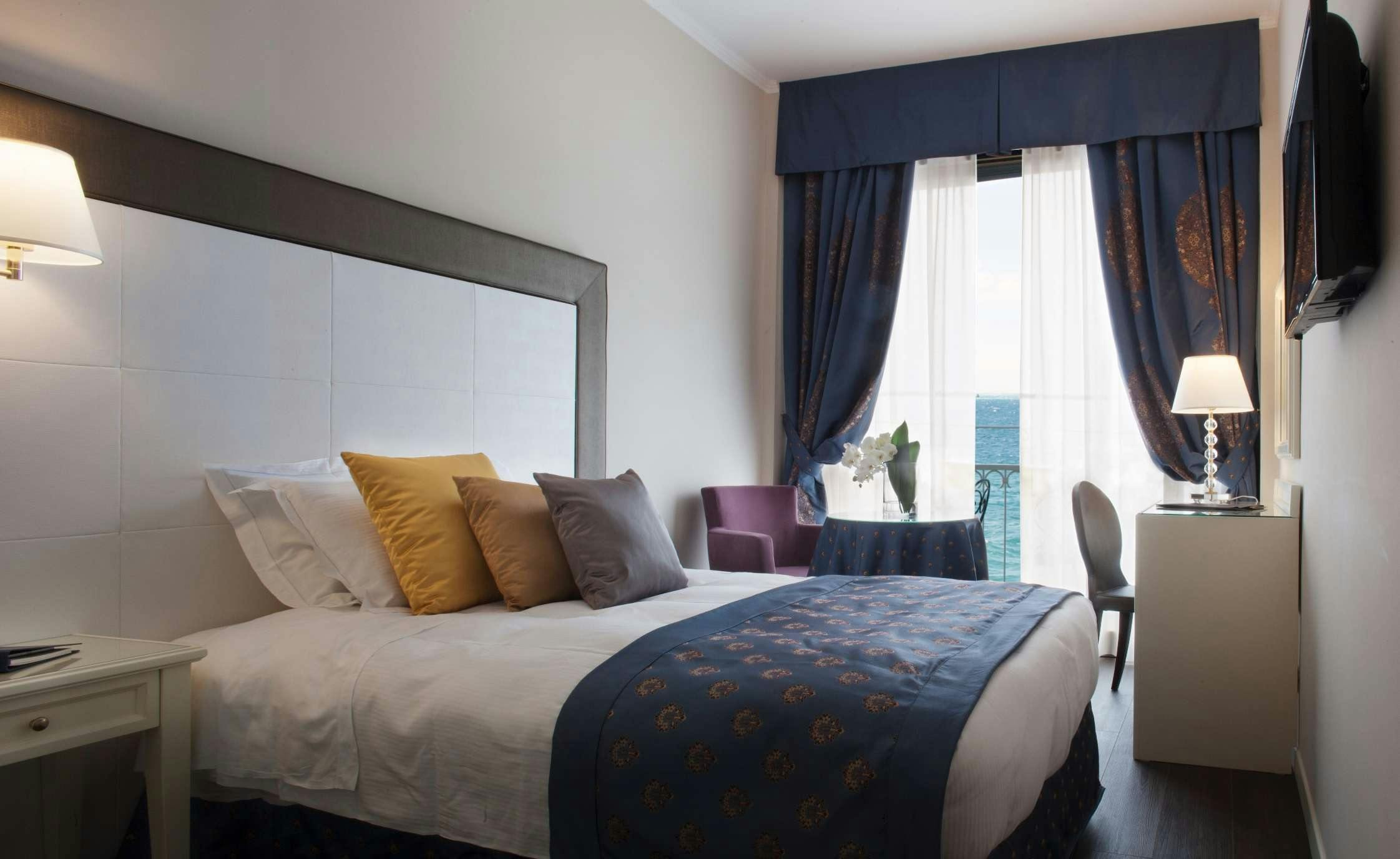 Hotel Grand Hotel Gardone photo 1