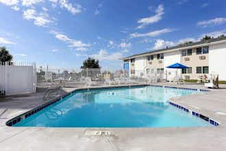 Hotel Econo Lodge photo 5
