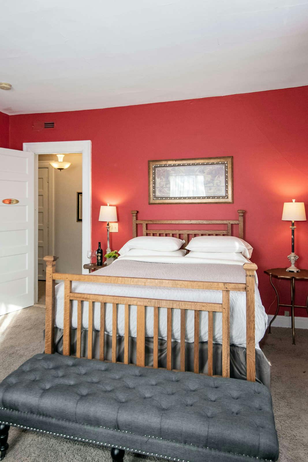 Hotel Looking Glass Inn photo 3