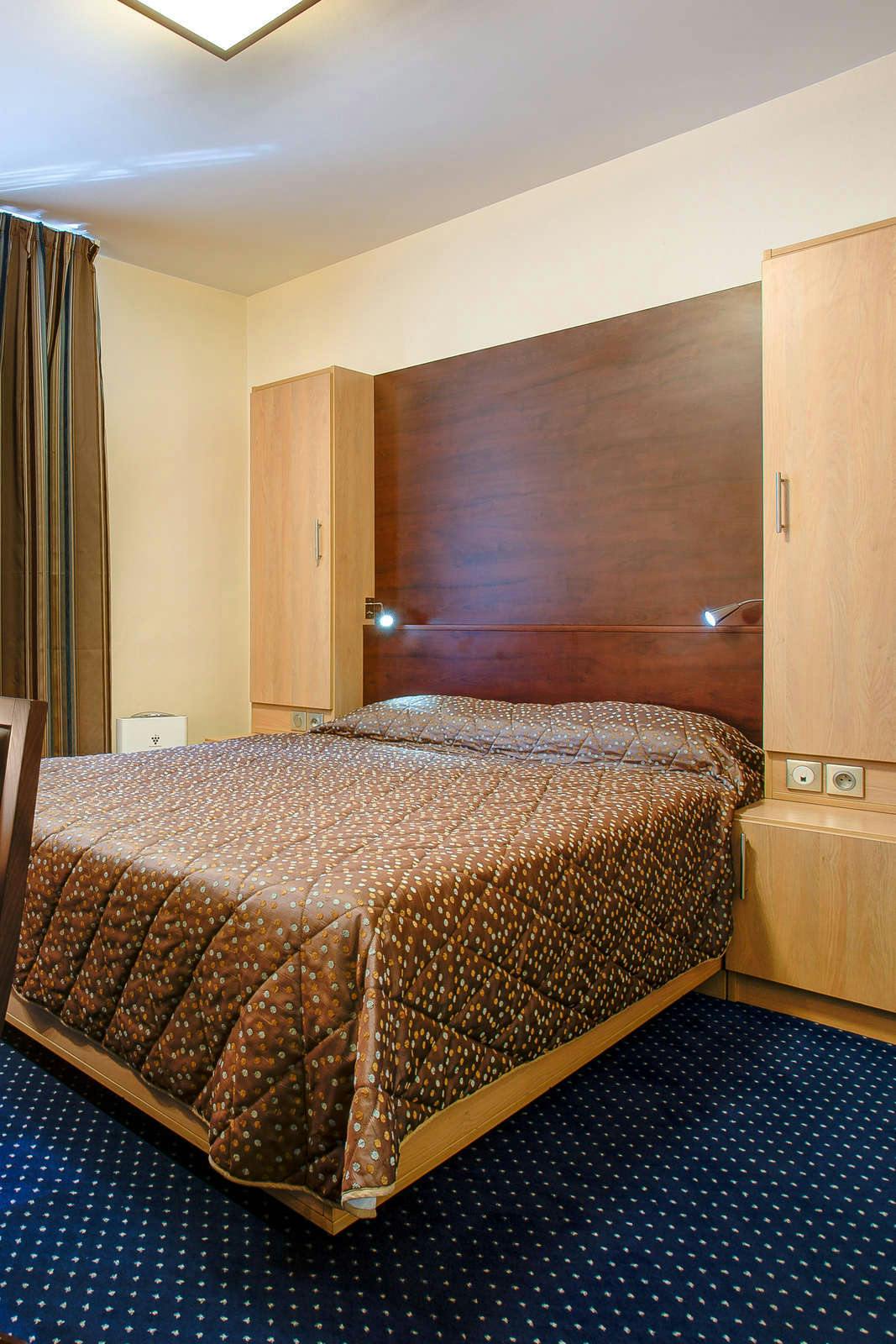 Hotel Terminus Montparnasse photo 4