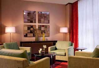 Hotel Renaissance Charlotte SouthPark photo 2