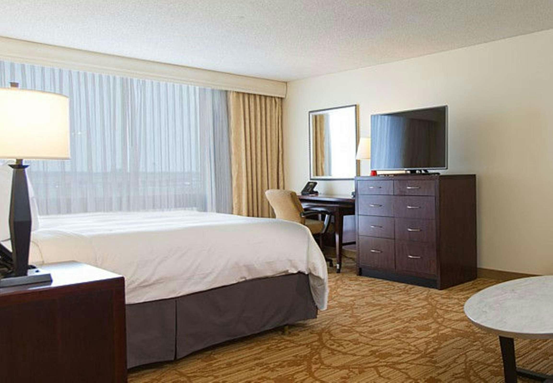 Hotel Kansas City Airport Marriott photo 3