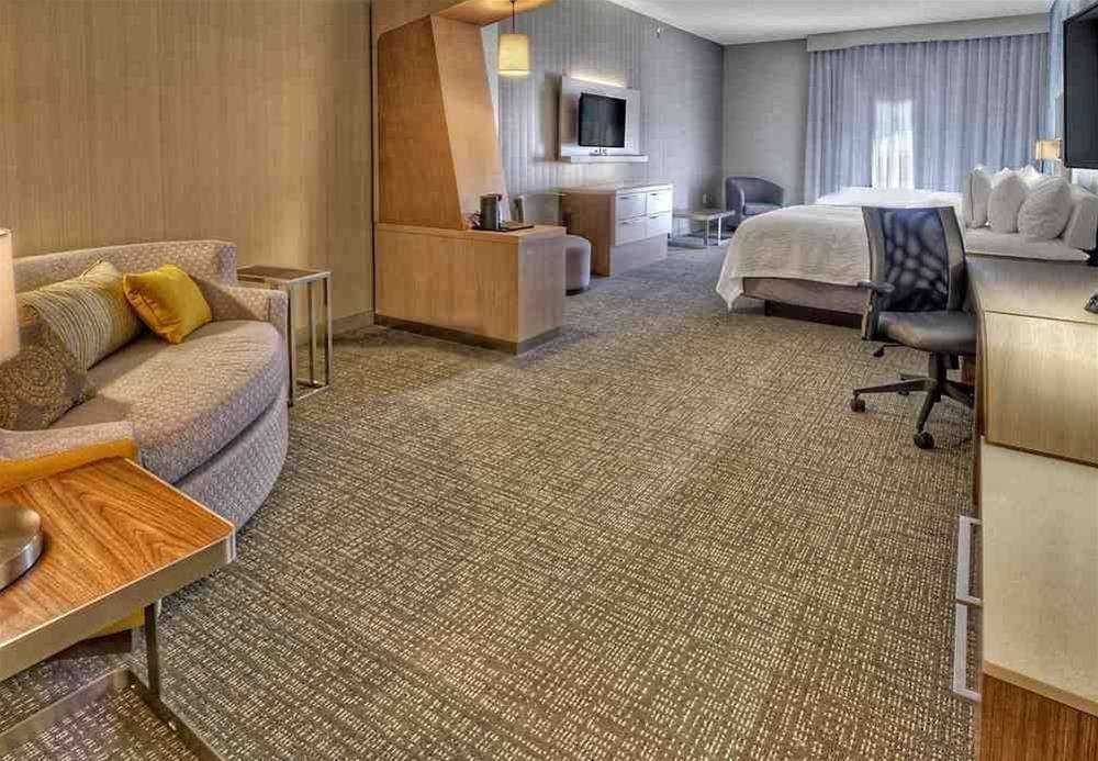 Hotel Courtyard San Marcos photo 1