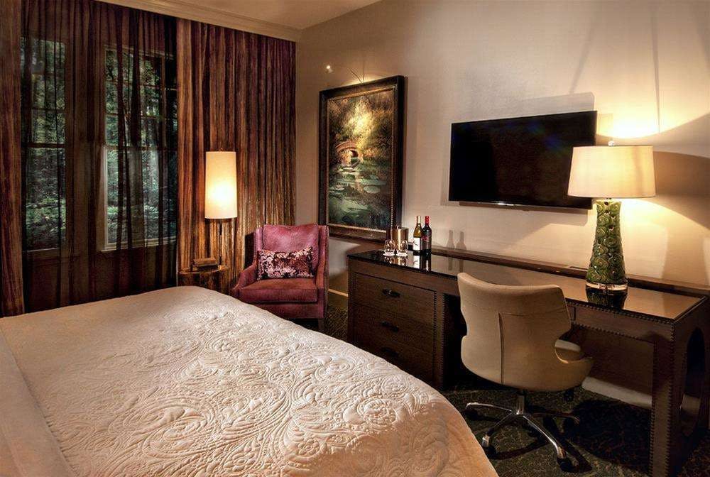 Hotel Grand Bohemian Hotel Mountain Brook photo 2