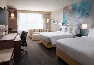 Hotel Courtyard Irvine Spectrum photo 2