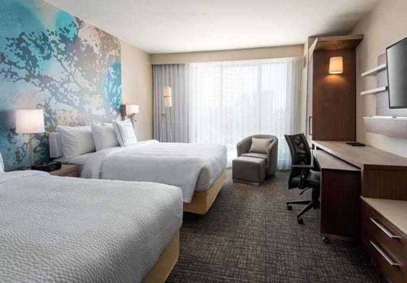Hotel Courtyard Irvine Spectrum photo 3