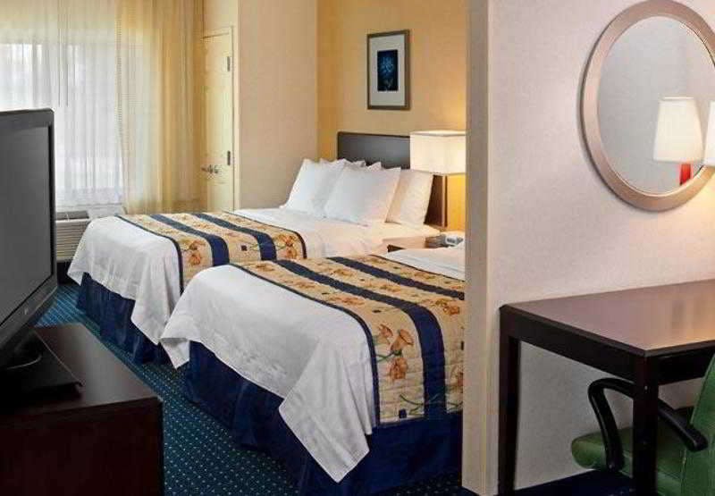 Hotel SpringHill Suites Marriott Midland photo 1