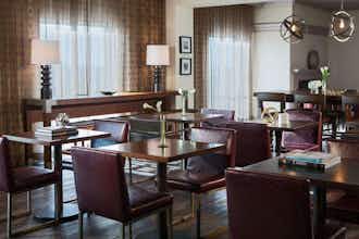 Hotel Renaissance Waterford Oklahoma City Hotel photo 3