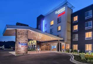 Hotel TownePlace Suites by Marriott Huntington photo 1