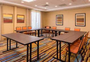 Hotel TownePlace Suites by Marriott Huntington photo 2