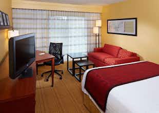 Hotel Sonesta Select Bettendorf Quad Cities photo 2